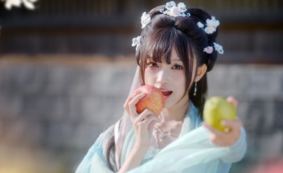 《完蛋我被美女包围了2》多少钱